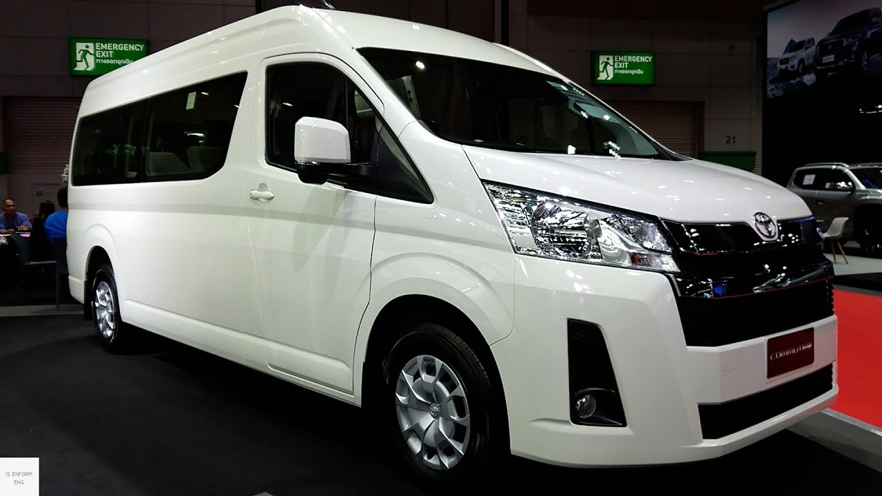 Toyota Hiace Minibus
