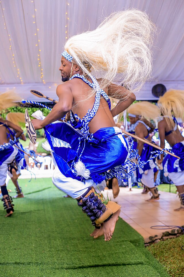 Intore Dance